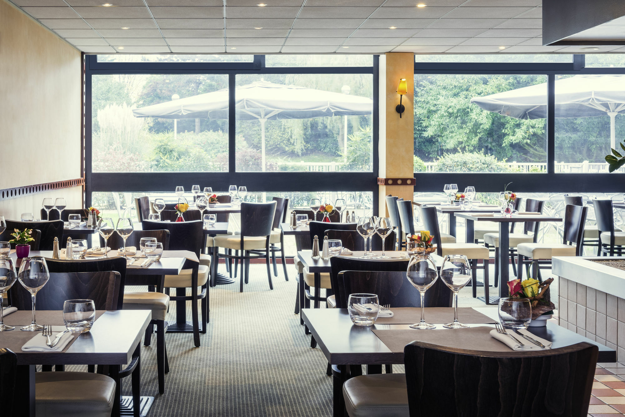 Mercure Paris Le Bourget Aeroport Ле Блан-Менил Екстериор снимка