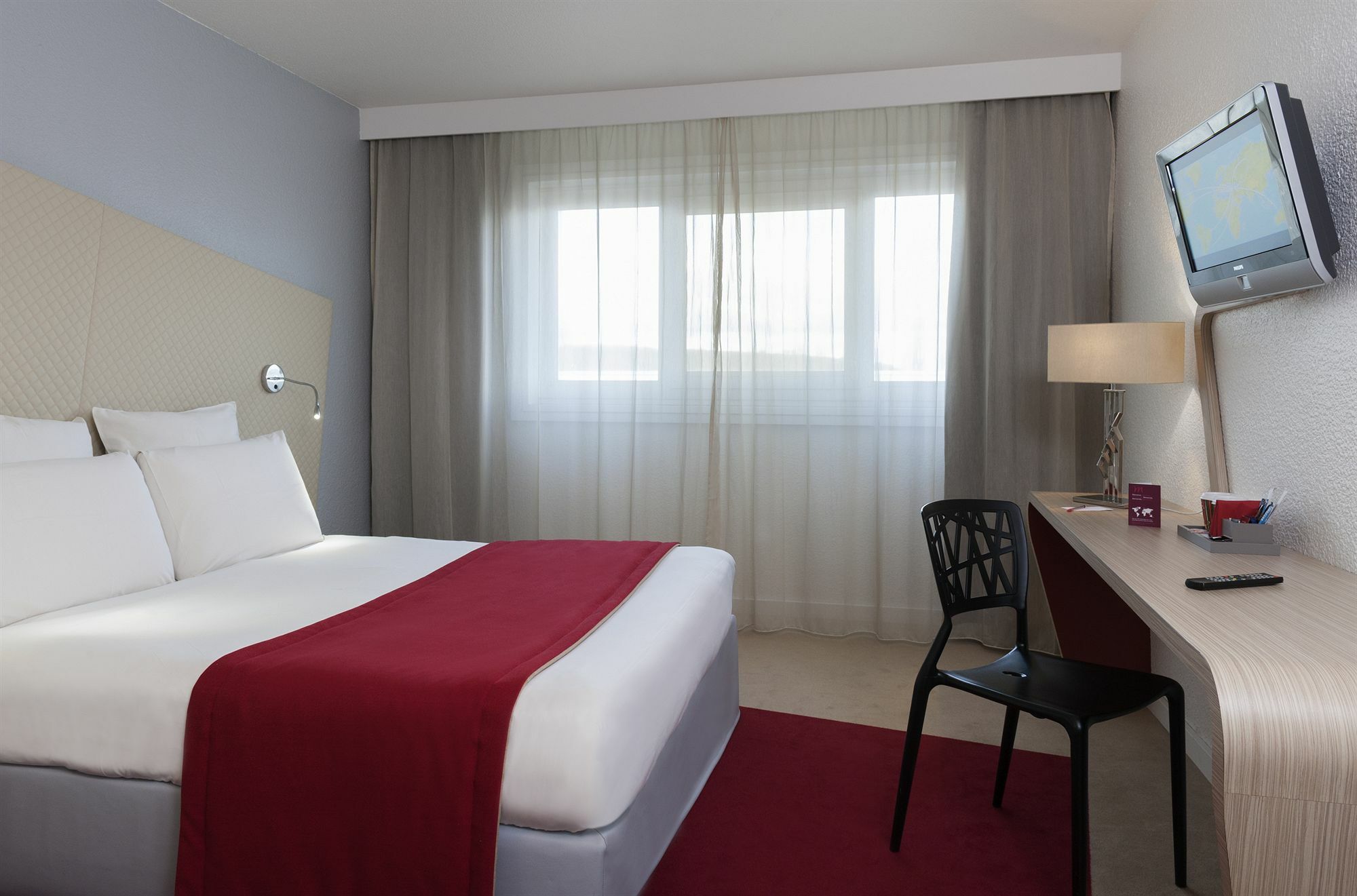 Mercure Paris Le Bourget Aeroport Ле Блан-Менил Екстериор снимка