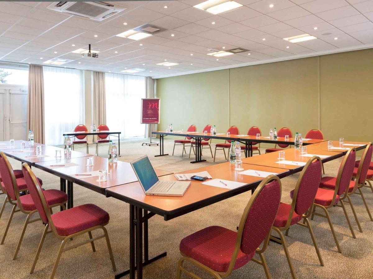 Mercure Paris Le Bourget Aeroport Ле Блан-Менил Екстериор снимка